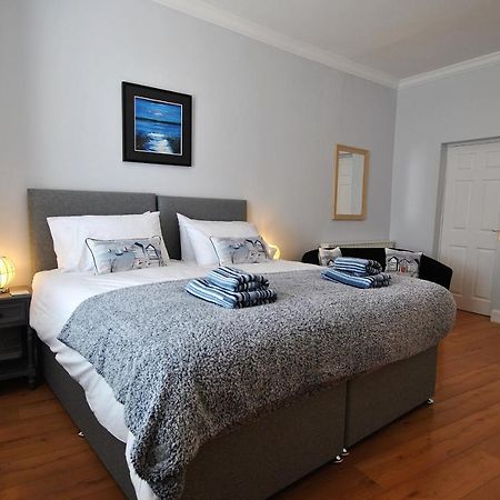 Market Apartment- Harbourfront Studio Піттенуім Екстер'єр фото