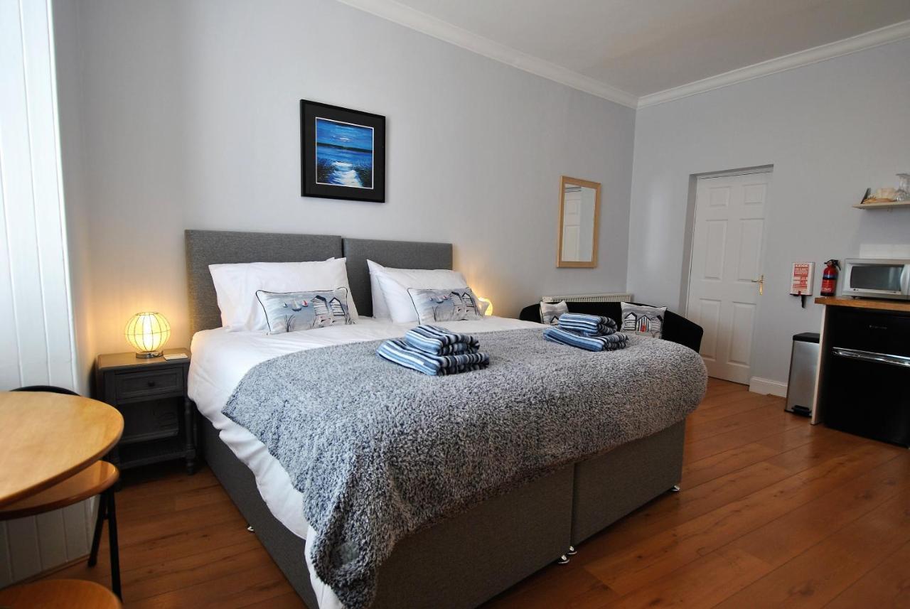 Market Apartment- Harbourfront Studio Піттенуім Екстер'єр фото