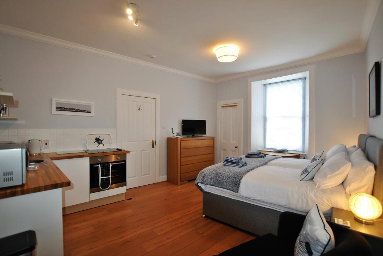 Market Apartment- Harbourfront Studio Піттенуім Екстер'єр фото